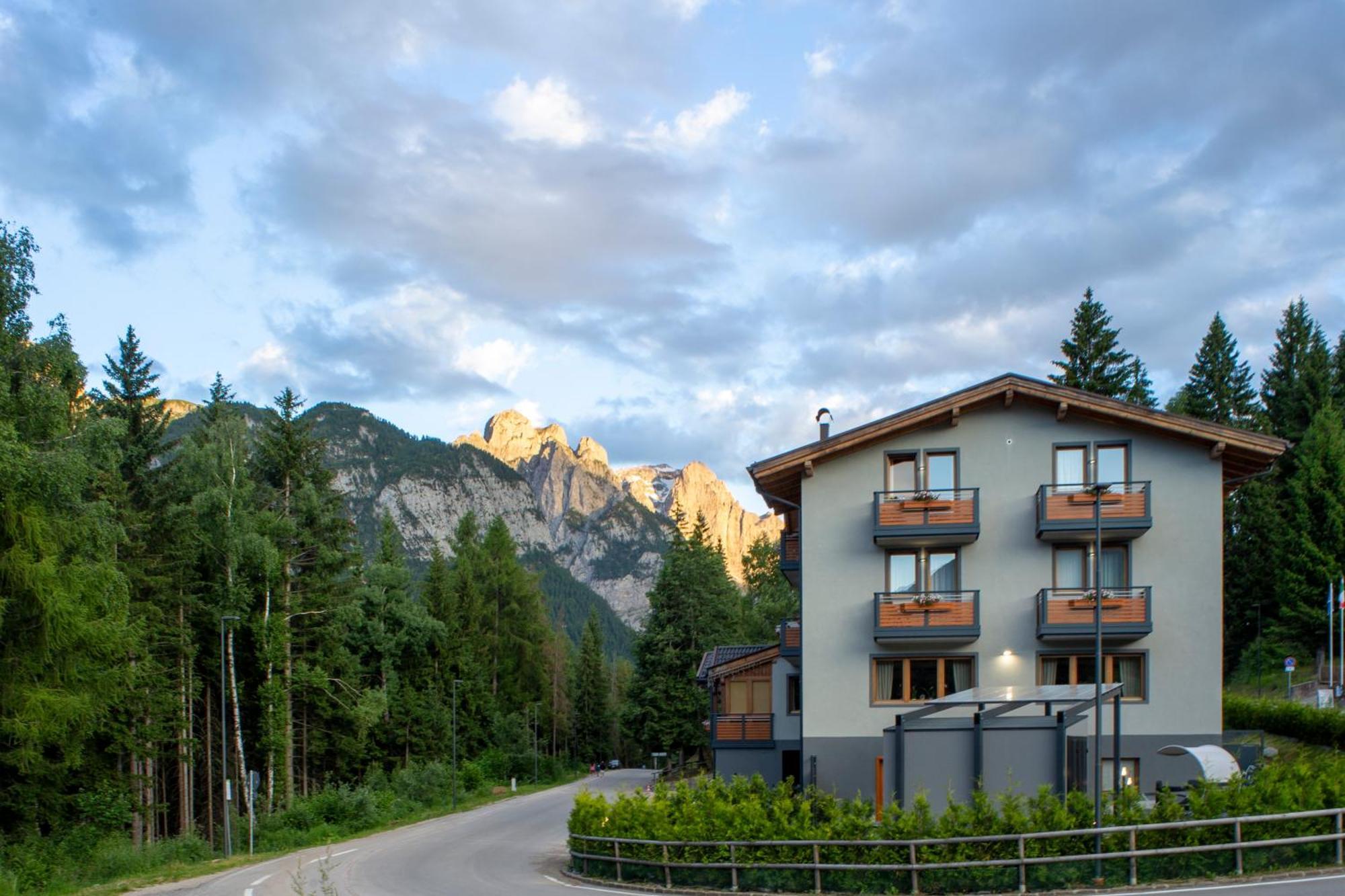 Hotel Fantelli Фольгарида Екстер'єр фото