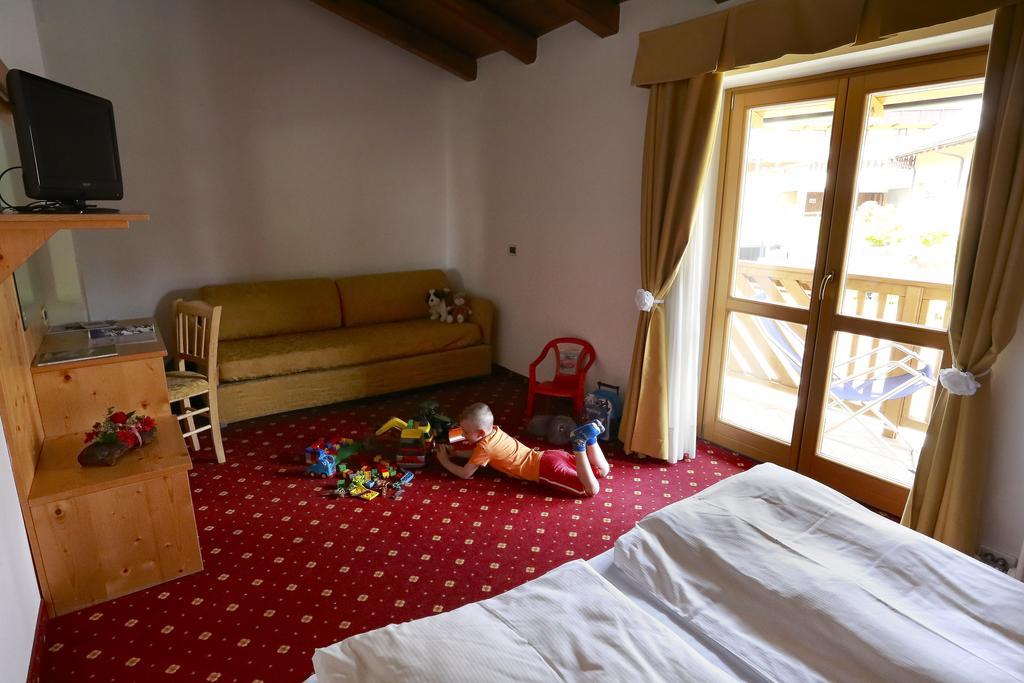 Hotel Fantelli Фольгарида Екстер'єр фото