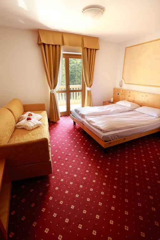Hotel Fantelli Фольгарида Екстер'єр фото