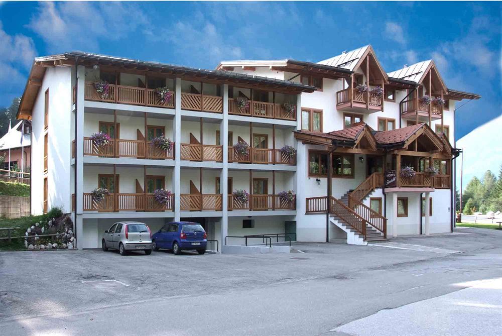 Hotel Fantelli Фольгарида Екстер'єр фото